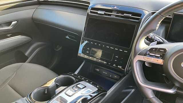 Hyundai TUCSON 1.6 TGDi Plug-in Hybrid Premium 5dr 4WD Auto Estate Black