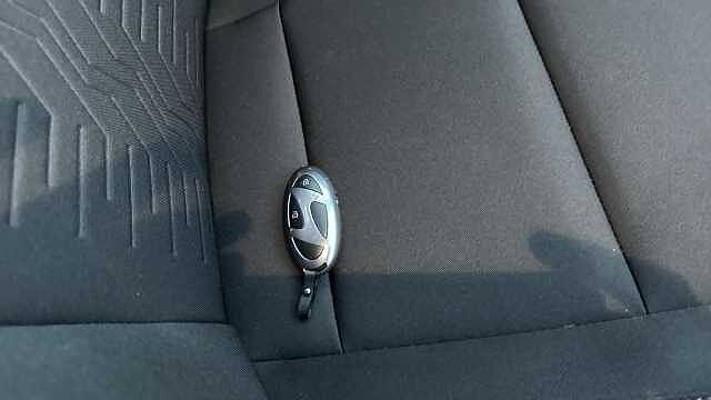 Hyundai KONA 1.6T 138 Advance 5dr Petrol Hatchback Abyss Black - Pearl