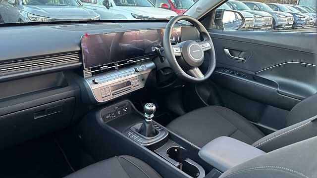 Hyundai KONA 1.6T 138 Advance 5dr Petrol Hatchback Abyss Black - Pearl