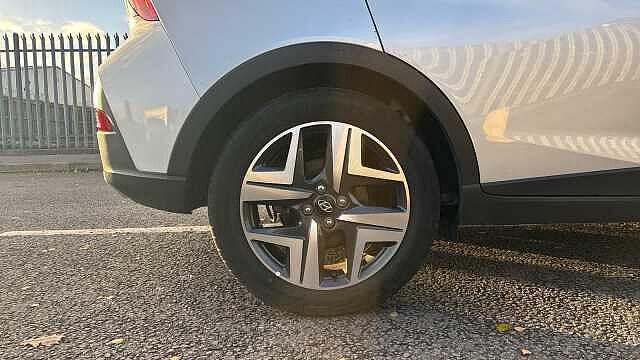 Hyundai BAYON 1.0 TGDi [120] 48V MHEV Ultimate 5dr Petrol Hatchback Silver