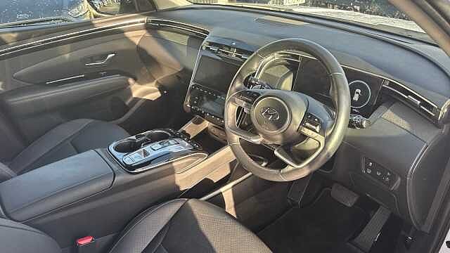 Hyundai TUCSON 1.6 TGDi Hybrid 230 Ultimate 5dr 2WD Auto Hybrid Estate White