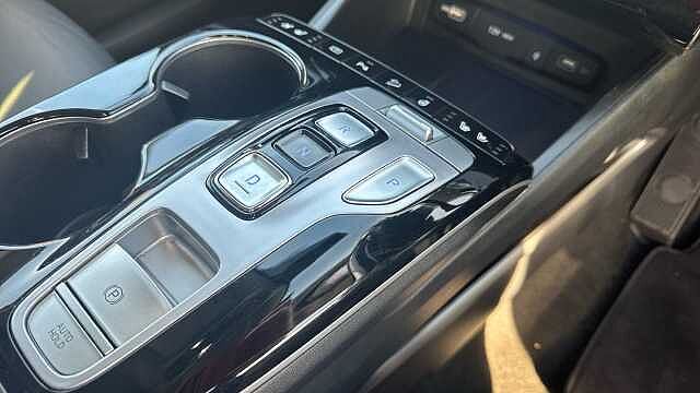 Hyundai TUCSON 1.6 TGDi Hybrid 230 Ultimate 5dr 2WD Auto Hybrid Estate White