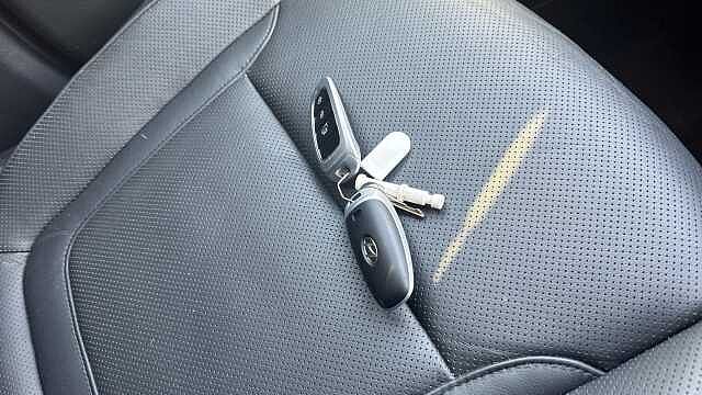 Hyundai TUCSON 1.6 TGDi Hybrid 230 Ultimate 5dr 2WD Auto Hybrid Estate White