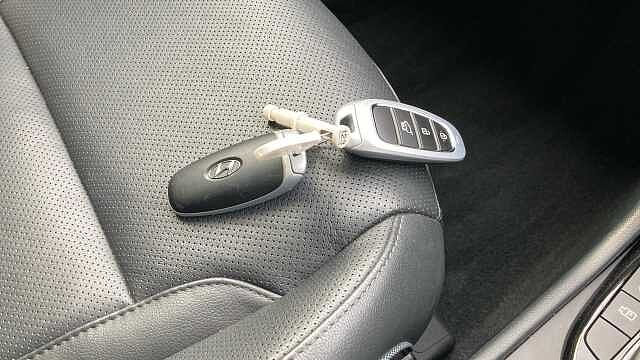 Hyundai TUCSON 1.6 TGDi Ultimate 5dr 2WD Petrol Estate Blue