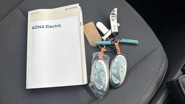 Hyundai KONA 160kW Ultimate 65kWh 5dr Auto Electric Hatchback Black
