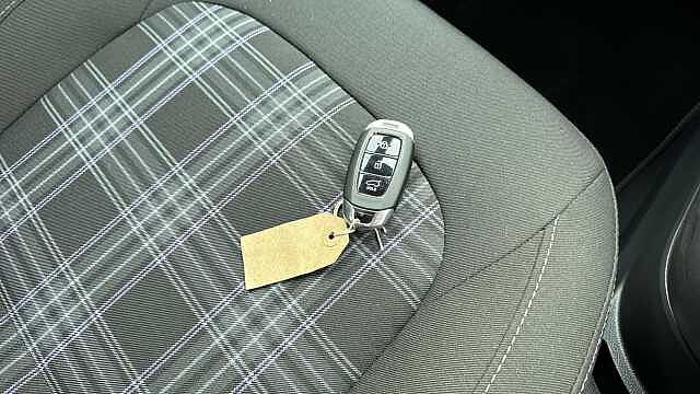 Hyundai i10 1.2 [79] Premium 5dr Auto [Nav] Petrol Hatchback