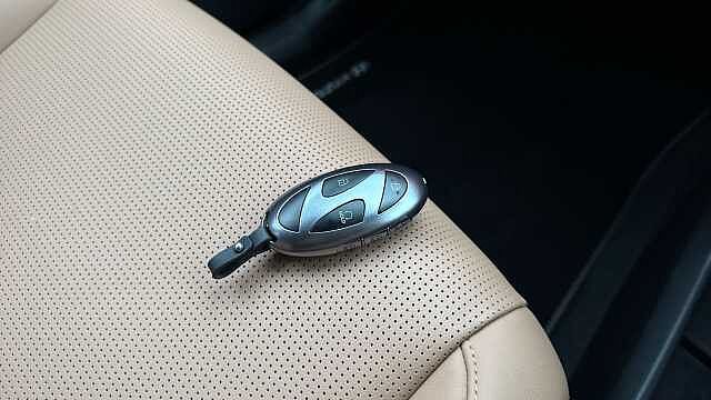 Hyundai SANTA FE 1.6 TGDi Plug-in Hybrid Ultimate 5dr 4WD Auto Estate Premium Pearlescent - Cyber Sage