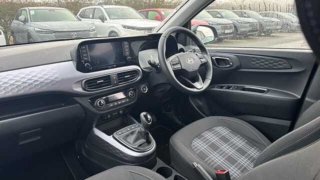 Hyundai I10 1.2 [79] Premium 5dr Auto [Nav] Petrol Hatchback Mangrove Green - Pearl