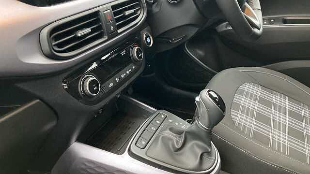 Hyundai i10 1.2 [79] Premium 5dr Auto [Nav] Petrol Hatchback