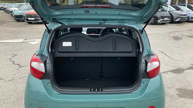 Hyundai i10 1.2 [79] Premium 5dr Auto [Nav] Petrol Hatchback