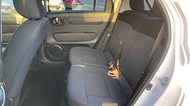 Hyundai INSTER 85kW 02 49kWh 5dr Auto Electric Hatchback