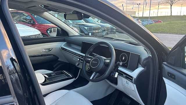 Hyundai TUCSON 1.6T Plug-in Hybrid Ultimate 5dr Auto Estate Black