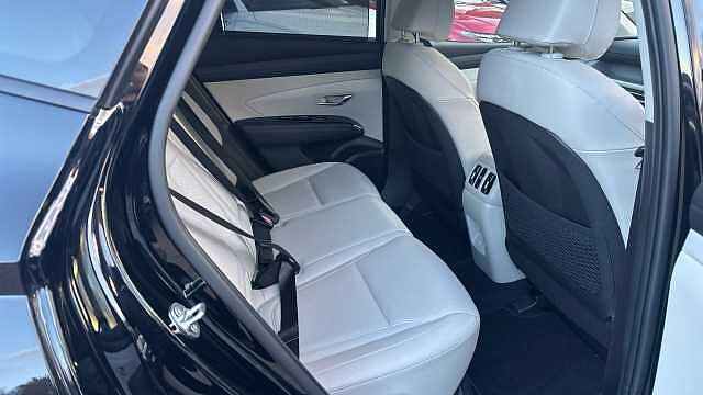 Hyundai TUCSON 1.6T Plug-in Hybrid Ultimate 5dr Auto Estate Black