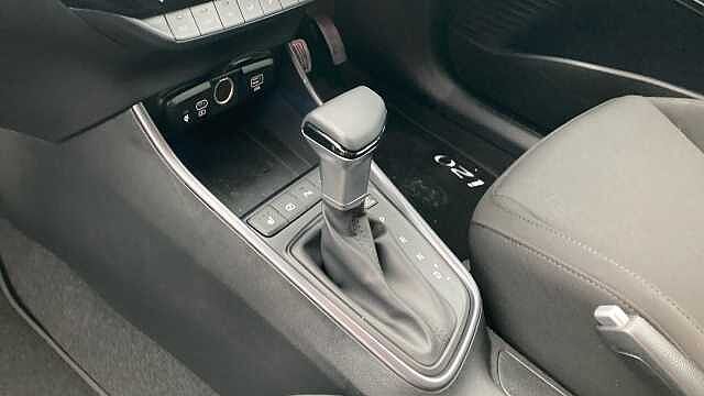 Hyundai I20 1.0T GDi 90 Tech Line 5dr DCT Petrol Hatchback Atlas White - Solid