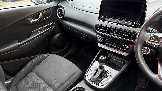 Hyundai KONA 1.6 GDi Hybrid Premium 5dr DCT Hybrid Hatchback Grey