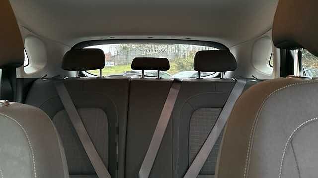 Hyundai KONA 1.6 GDi Hybrid Premium 5dr DCT Hybrid Hatchback Grey