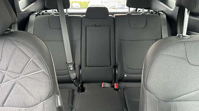 Hyundai TUCSON 1.6 TGDi 48V MHD SE Connect 5dr 2WD DCT Petrol Estate White