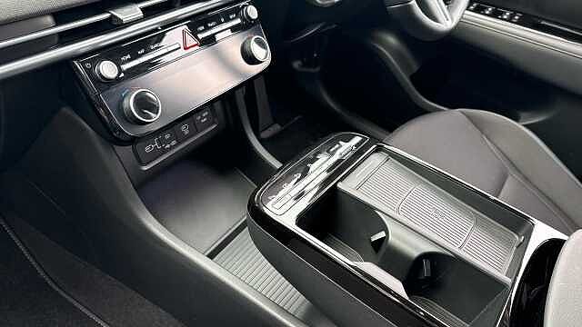 Hyundai TUCSON 1.6T 48V MHD Premium 5dr DCT Petrol Estate Grey