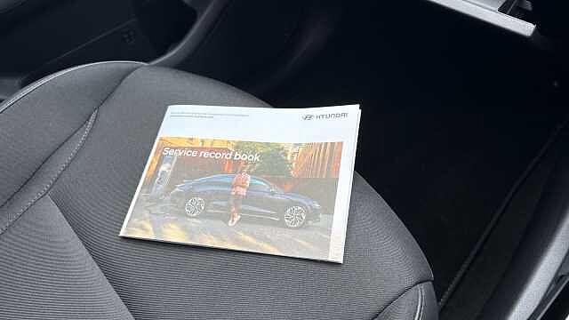 Hyundai TUCSON 1.6T 48V MHD Premium 5dr DCT Petrol Estate Grey