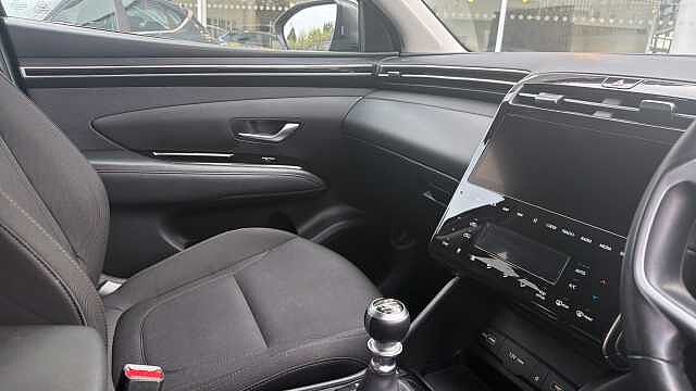 Hyundai TUCSON 1.6 TGDi Premium 5dr 2WD Petrol Estate Black