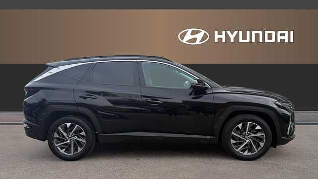 Hyundai TUCSON 1.6 TGDi Premium 5dr 2WD Petrol Estate Black