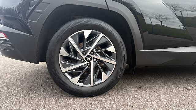 Hyundai TUCSON 1.6 TGDi Premium 5dr 2WD Petrol Estate Black