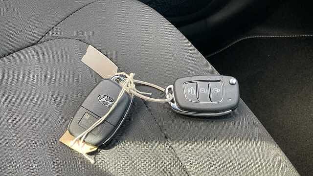 Hyundai i10 1.0 [63] Advance 5dr Auto [Nav] Petrol Hatchback