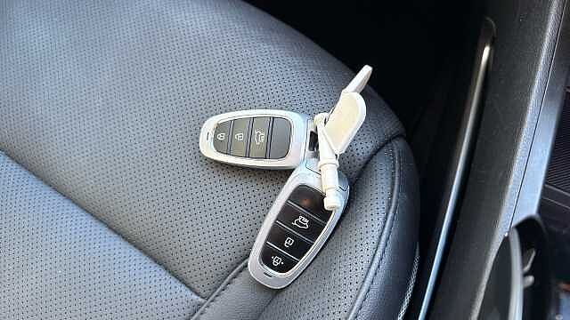 Hyundai TUCSON 1.6 TGDi Hybrid 230 Ultimate 5dr 2WD Auto Hybrid Estate Grey