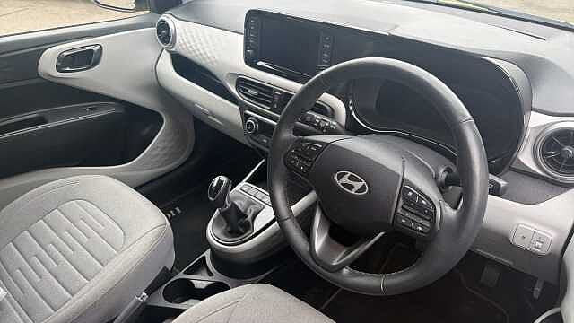 Hyundai i10 1.2 [79] Premium 5dr Auto [Nav] Petrol Hatchback