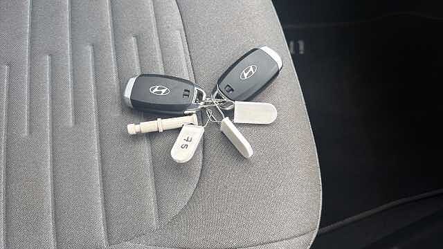 Hyundai i10 1.2 [79] Premium 5dr Auto [Nav] Petrol Hatchback