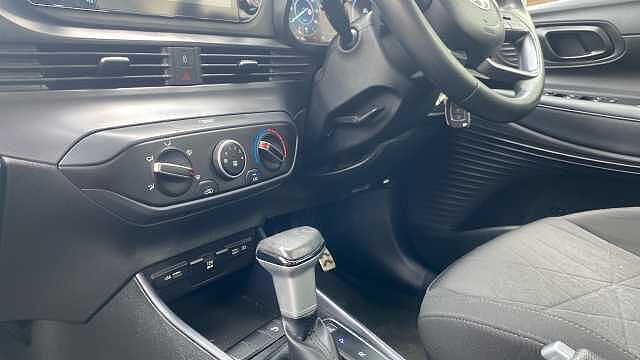 Hyundai BAYON 1.0 TGDi 48V MHEV SE Connect 5dr DCT Petrol Hatchback