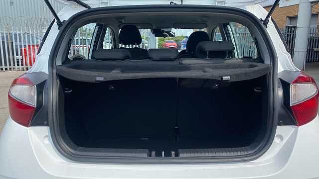 Hyundai i10 1.0 MPi SE Connect 5dr Petrol Hatchback