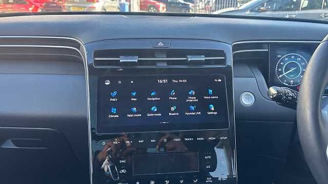 Hyundai TUCSON 1.6 TGDi Plug-in Hybrid Ultimate 5dr 4WD Auto Estate