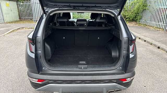 Hyundai TUCSON 1.6 TGDi 48V MHD 180 Ultimate 5dr 4WD DCT Petrol Estate