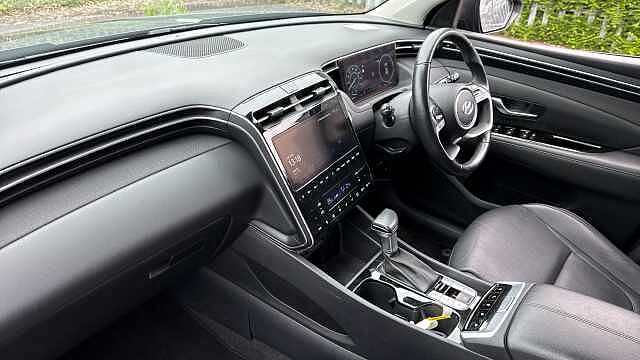 Hyundai TUCSON 1.6 TGDi 48V MHD 180 Ultimate 5dr 4WD DCT Petrol Estate