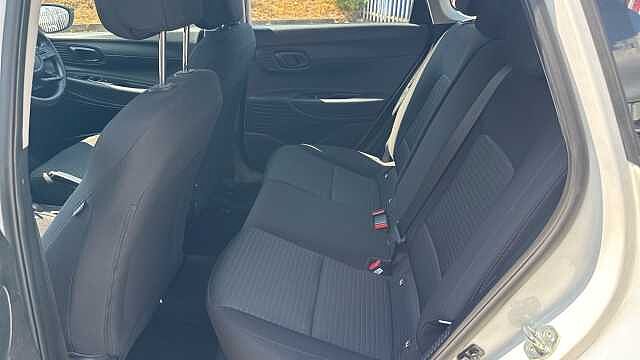 Hyundai i20 1.0T GDi 48V MHD SE Connect 5dr Petrol Hatchback