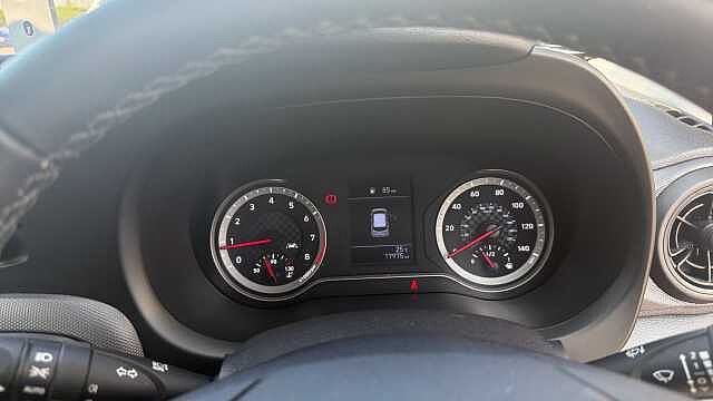Hyundai i10 1.0 MPi SE 5dr Petrol Hatchback