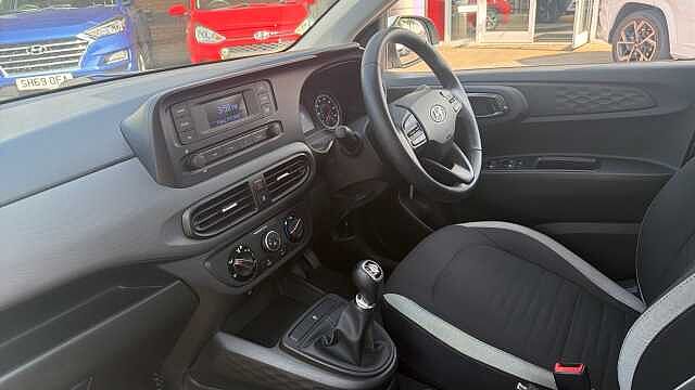 Hyundai i10 1.0 MPi SE 5dr Petrol Hatchback