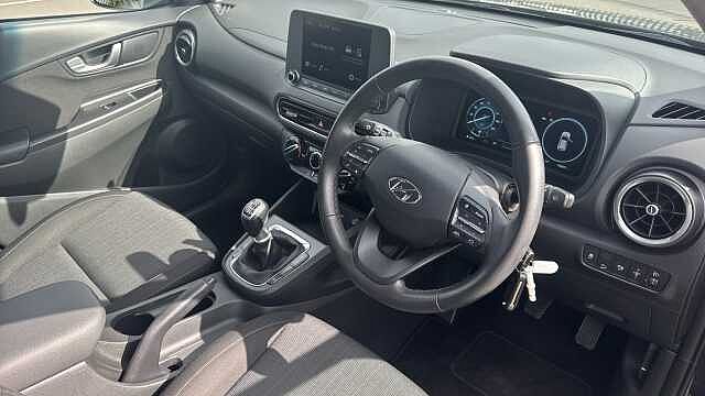 Hyundai KONA 1.0 TGDi 48V MHEV SE Connect 5dr Petrol Hatchback Black