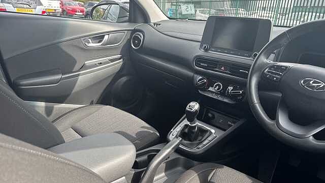 Hyundai KONA 1.0 TGDi 48V MHEV SE Connect 5dr Petrol Hatchback Black