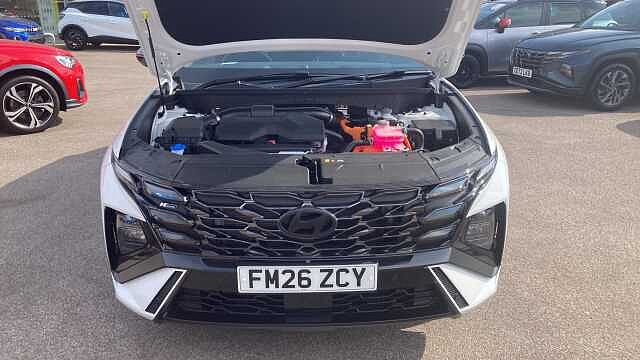 Hyundai TUCSON 1.6T Hybrid N Line 5dr Auto Hybrid Estate Pearl - Serenity White
