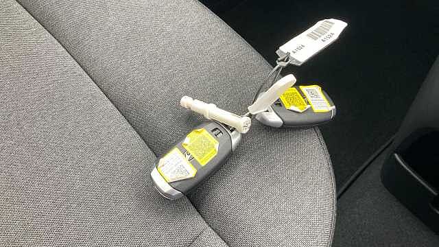 Hyundai INSTER 85kW 02 49kWh 5dr Auto Electric Hatchback