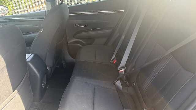 Hyundai TUCSON 1.6 TGDi Premium 5dr 2WD Petrol Estate Black