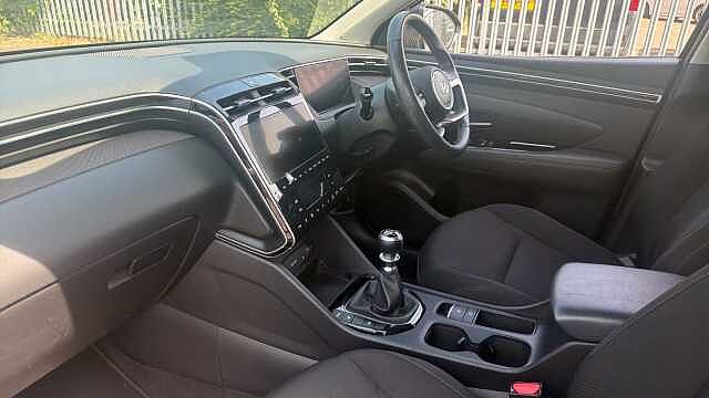 Hyundai TUCSON 1.6 TGDi Premium 5dr 2WD Petrol Estate Black