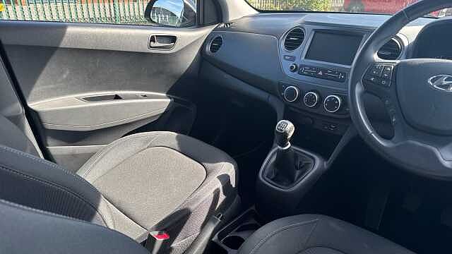 Hyundai i10 1.0 Play 5dr Petrol Hatchback