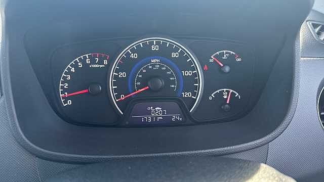 Hyundai i10 1.0 Play 5dr Petrol Hatchback