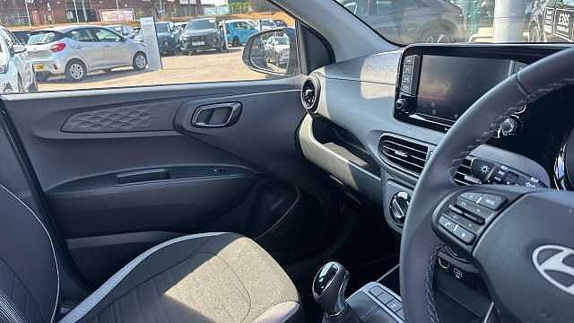 Hyundai i10 1.0 Advance 5dr Auto Petrol Hatchback