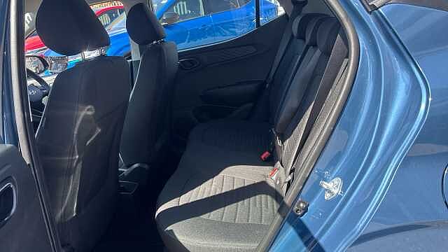 Hyundai i10 1.0 Advance 5dr Auto Petrol Hatchback