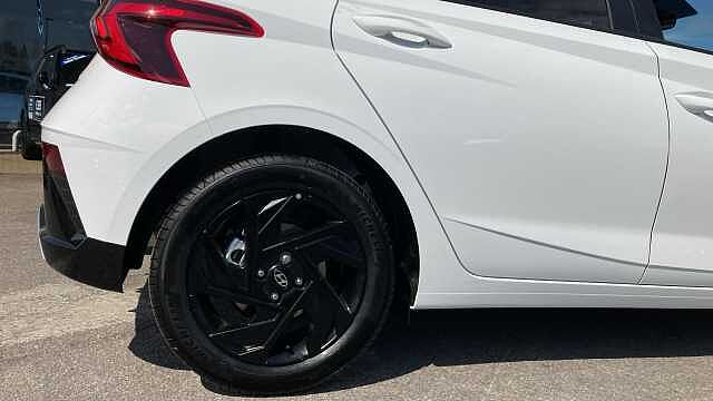 Hyundai i20 1.0T GDi 90 Black Line 5dr DCT Petrol Hatchback