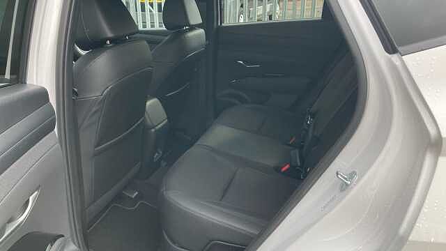 Hyundai TUCSON 1.6T 239 Hybrid Black Line 5dr Auto Hybrid Estate